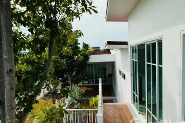 4 Bedroom House for sale in Thap Tai, Prachuap Khiri Khan