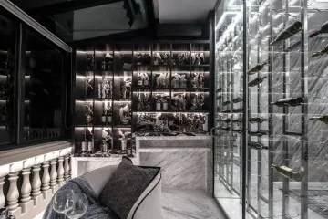 4 Bedroom House for sale in Khlong Tan Nuea, Bangkok