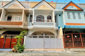 2 Bedroom Townhouse for rent in Lat Phrao, Bangkok near MRT Phawana