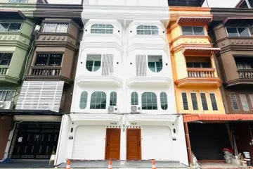 3 Bedroom Townhouse for sale in Sai Mai, Bangkok