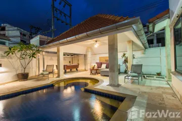 3 Bedroom Townhouse for sale in Patong, Phuket