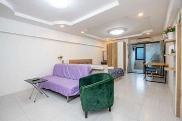 1 Bedroom Condo for sale in Nong Pa Khrang, Chiang Mai