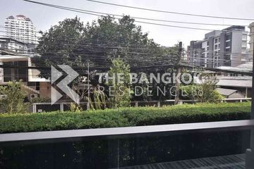 1 Bedroom Condo for rent in Via 49, Khlong Tan Nuea, Bangkok near BTS Phrom Phong
