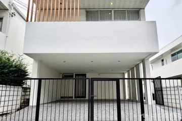 4 Bedroom House for rent in Courtyard Villa Rama 9-Wongwaen, Saphan Sung, Bangkok