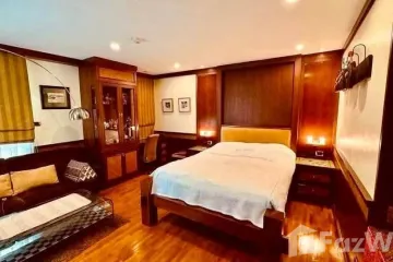 1 Bedroom Condo for rent in Baan Siri Sathorn, Thung Maha Mek, Bangkok near MRT Khlong Toei