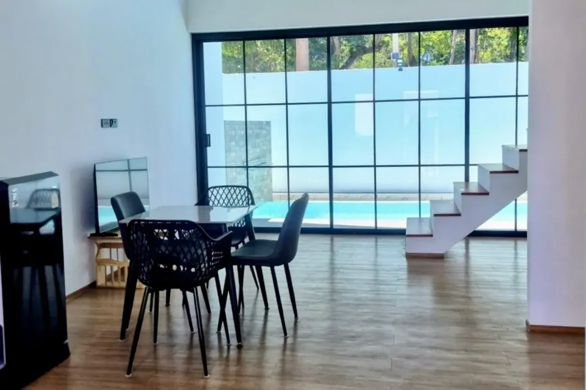 1 Bedroom House