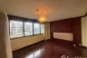 1 Bedroom Condo for sale in LAKE AVENUE Sukhumvit 16, Khlong Toei, Bangkok near BTS Asoke