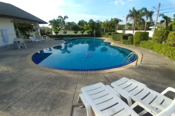 3 Bedroom Townhouse for sale in Nong Prue, Chonburi