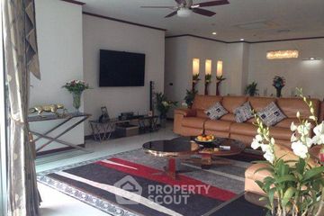 3 Bedroom Condo for rent in Baan Sathorn Chaopraya, Khlong Ton Sai, Bangkok near BTS Krung Thon Buri