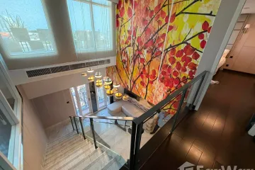 3 Bedroom Condo for rent in Maestro 01 Sathorn-Yenakat, Thung Maha Mek, Bangkok near MRT Khlong Toei