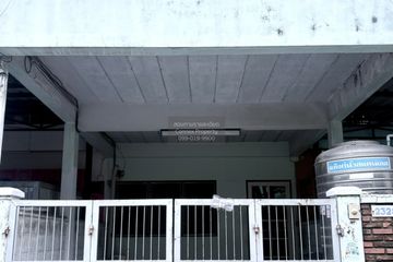 3 Bedroom Townhouse for sale in Hua Mak, Bangkok near MRT Yaek Lam Sali