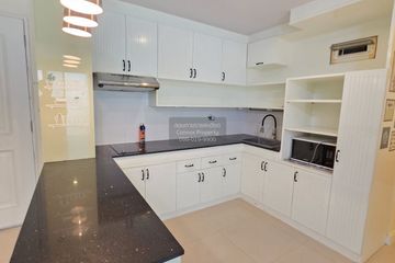 2 Bedroom Condo for rent in The Clover Thonglor, Khlong Tan Nuea, Bangkok