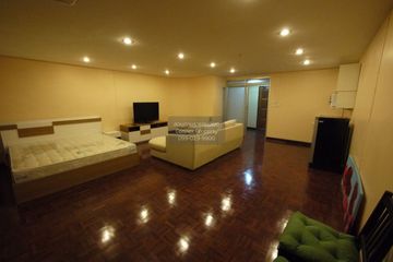 1 Bedroom Condo for rent in ITF Silom Palace, Suriyawong, Bangkok near BTS Chong Nonsi