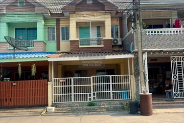 3 Bedroom Townhouse for sale in Phanthai Norasing, Samut Sakhon