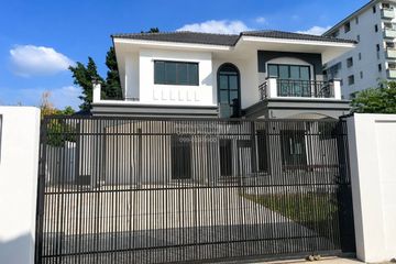 3 Bedroom House for sale in Khlong Chan, Bangkok near MRT Bang Kapi
