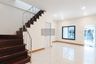 3 Bedroom Townhouse for sale in Suan Luang, Samut Sakhon