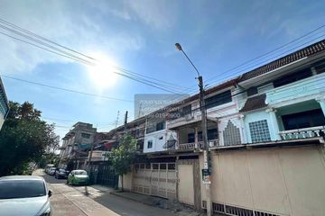 3 Bedroom Townhouse for sale in Lak Song, Bangkok near MRT Phutthamonthon Sai 2