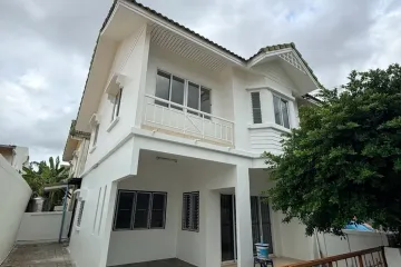 3 Bedroom Townhouse for sale in Banpisan 11/1, Samae Dam, Bangkok