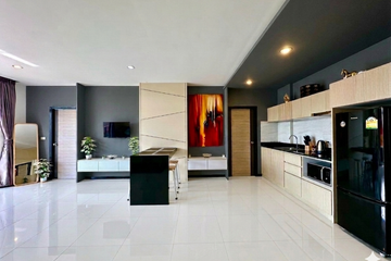 2 Bedroom Condo for sale in Nai Harn Beach&lrm; Condominium, Rawai, Phuket