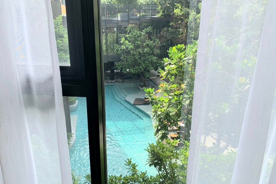 Pool View & Corner Room For Rent @The Base Central Phuket