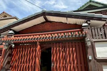 4 Bedroom House for sale in Saphan Sung, Bangkok near MRT Sammakon