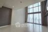 2 Bedroom Condo for rent in 185 Rajadamri, Lumpini, Bangkok near BTS Ratchadamri