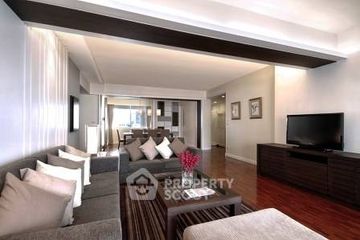 3 Bedroom Condo for rent in Krystal Court, Khlong Toei Nuea, Bangkok near BTS Nana