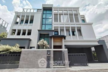 4 Bedroom House for sale in Khlong Chan, Bangkok