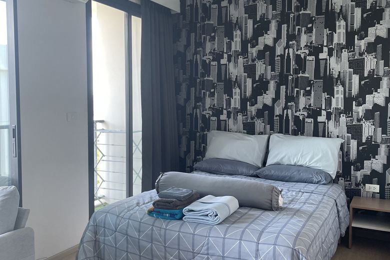 1 Bedroom Condo For Rent