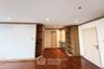 1 Bedroom Condo for sale in Baan Ploenchit, Lumpini, Bangkok near BTS Nana