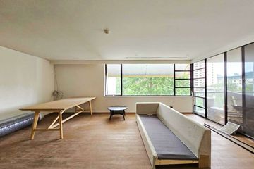 3 Bedroom Condo for rent in Thung Maha Mek, Bangkok near MRT Lumpini