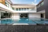 8 Bedroom Villa for rent in Chonburi