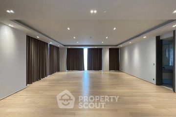 3 Bedroom Condo for rent in Tonson One Residence, Lumpini, Bangkok near BTS Ploen Chit