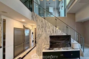 3 Bedroom Condo for sale in Maestro 01 Sathorn-Yenakat, Thung Maha Mek, Bangkok near MRT Khlong Toei