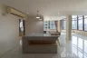 2 Bedroom Condo for Sale or Rent in The Emporio Place, Khlong Tan, Bangkok near BTS Phrom Phong