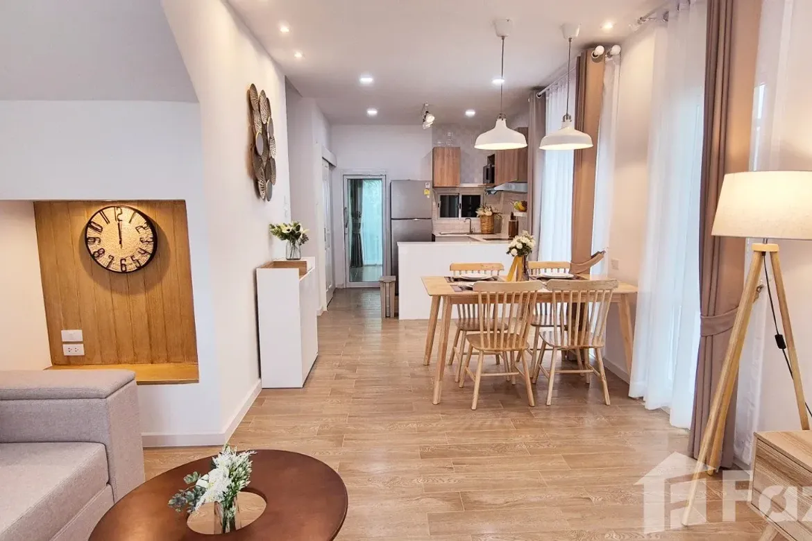 2 Bedrooms 3 Bathrooms House for rent at Smileville X2