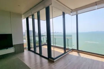 2 Bedroom Condo for sale in Arom Wongamat, Na Kluea, Chonburi