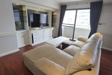 3 Bedroom Condo for rent in Baan Suanpetch, Khlong Tan Nuea, Bangkok near BTS Phrom Phong