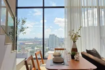 1 Bedroom Condo for rent in KnightsBridge Space Sukhumvit-Rama 4, Phra Khanong, Bangkok near BTS Phra Khanong