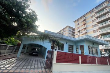 4 Bedroom House for sale in Bang Na, Bangkok