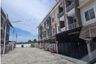 4 Bedroom Townhouse for sale in Yai Cha, Nakhon Pathom