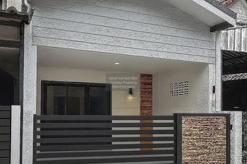 2 Bedroom Townhouse for sale in Bang Chan, Bangkok