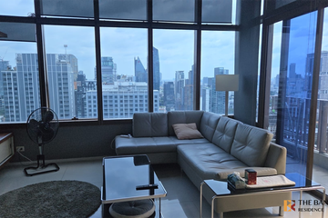 2 Bedroom Condo for sale in The Emporio Place, Khlong Tan, Bangkok near BTS Phrom Phong