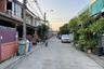 3 Bedroom Townhouse for sale in Sam Sen Nok, Bangkok near MRT Sutthisan