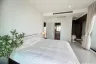 1 Bedroom Condo for sale in Noble Refine, Khlong Tan, Bangkok near BTS Phrom Phong