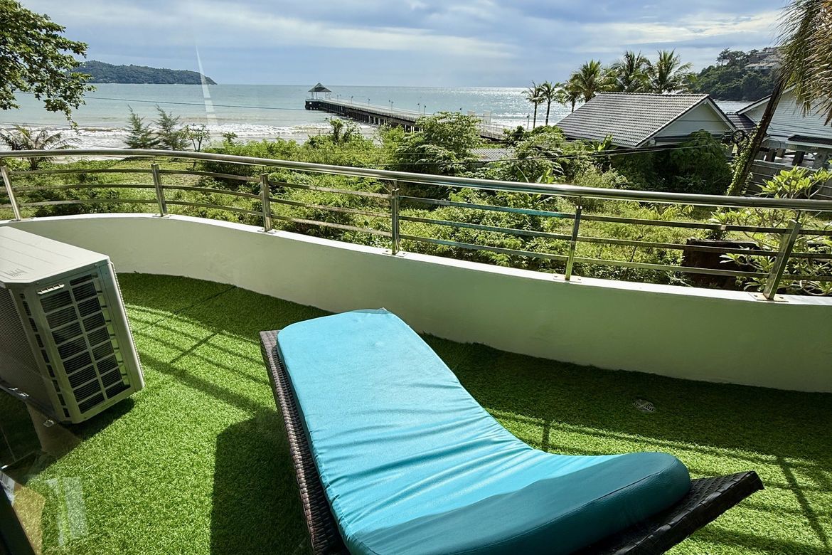 Beautiful Kamala Beach Front Condo