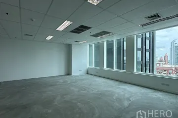Office for rent in Khlong Tan Nuea, Bangkok