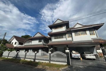 5 Bedroom House for rent in San Phak Wan, Chiang Mai