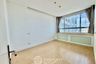 2 Bedroom Condo for sale in TC Green, Huai Khwang, Bangkok near MRT Phetchaburi