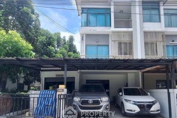 4 Bedroom Townhouse for sale in The Metro Pattanakarn - Srinakarin, Prawet, Bangkok